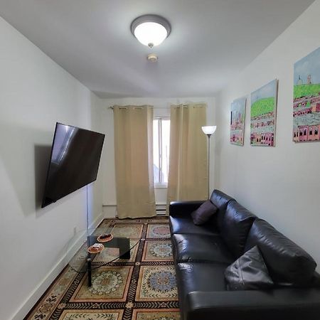 Small Condo In Montreal -Fast Wifi Екстер'єр фото